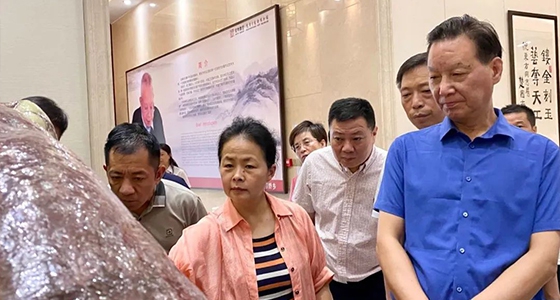 石语千秋松，，广迎八方客——麻将胡了2·倪东方艺术博物馆